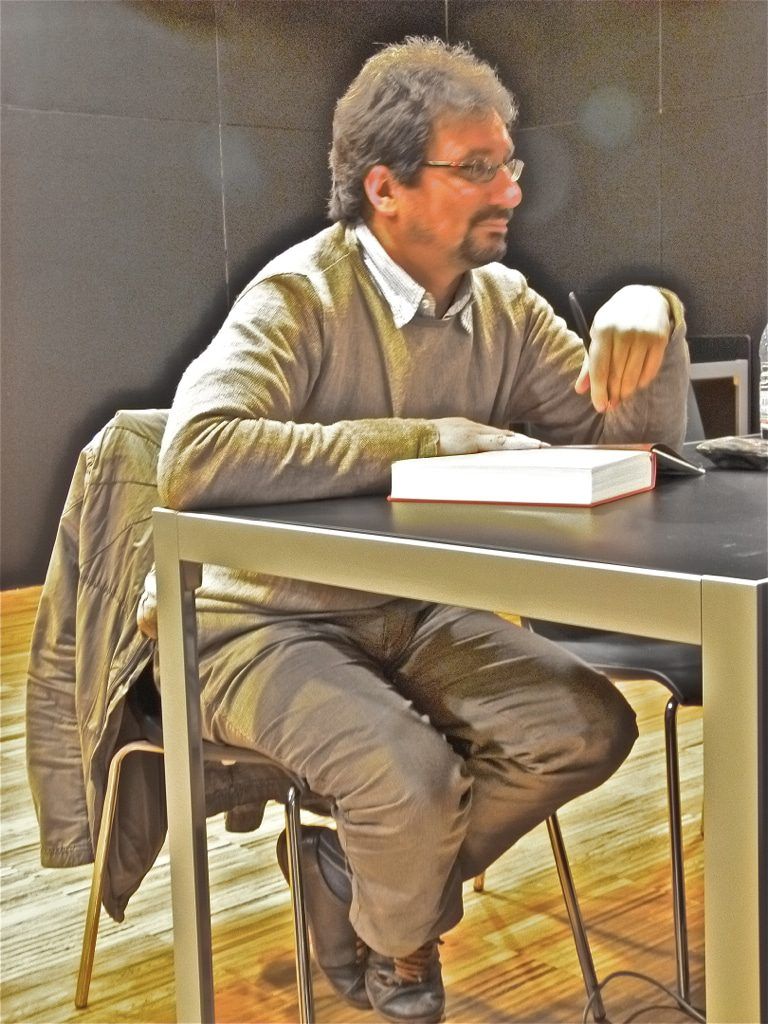 BIOGRAFÍA DE ALBERT SÁNCHEZ PIÑOL Y SUS LIBROS